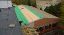 76 - 09-10 Dostavba školy - aj v nedeľu 1.novembra sa pracuje-VIVAstav-strechy - Opatovce nad Nitrou